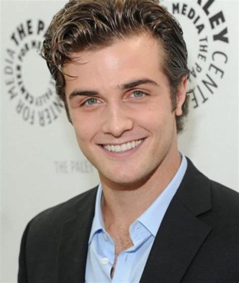 Actor beau mirchoff